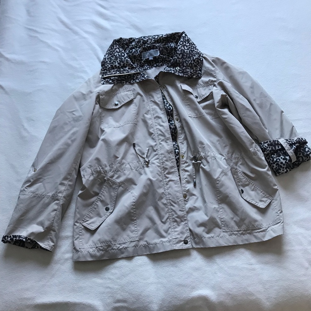 Leopard print spring jacket
